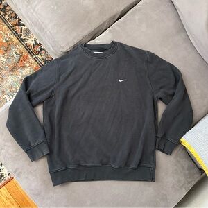 Vintage NIKE Small Swoosh Pullover Crewneck Sweatshirt 90s 2000s Black Large
